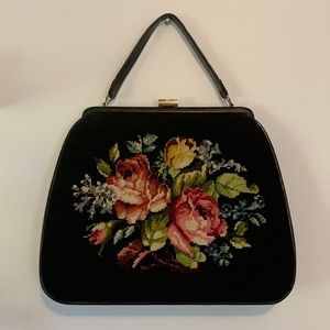 VINTAGE | Embroidered Purse